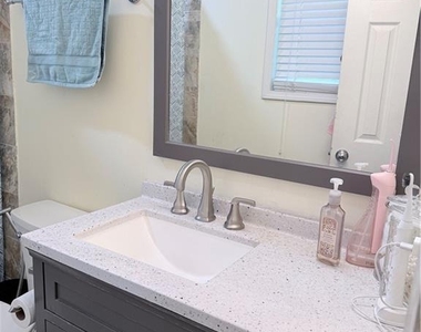 2825 Calico Court Ne - Photo Thumbnail 7