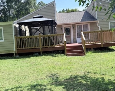 2825 Calico Court Ne - Photo Thumbnail 18