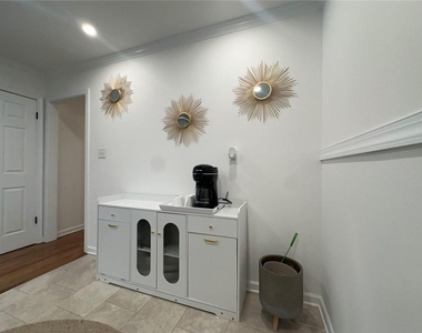2498 Lakewood Drive Nw - Photo Thumbnail 13