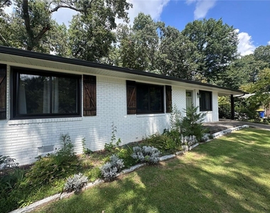 2498 Lakewood Drive Nw - Photo Thumbnail 6