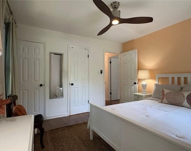 2498 Lakewood Drive Nw - Photo Thumbnail 24