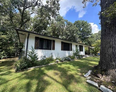 2498 Lakewood Drive Nw - Photo Thumbnail 5