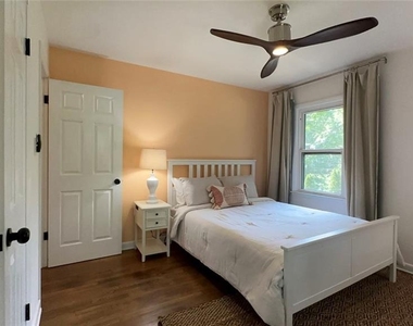 2498 Lakewood Drive Nw - Photo Thumbnail 23