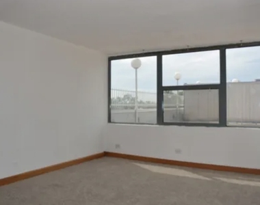7234 W North Avenue - Photo Thumbnail 7