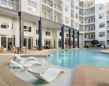 2700 E College Avenue - Photo Thumbnail 17