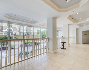 2479 Peachtree Road Ne - Photo Thumbnail 20