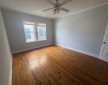 7346 N Damen Avenue - Photo Thumbnail 13