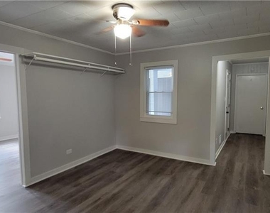 10326 Cumming Highway - Photo Thumbnail 9