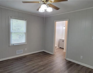 10326 Cumming Highway - Photo Thumbnail 12