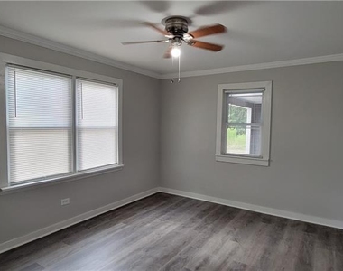 10326 Cumming Highway - Photo Thumbnail 8