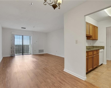 300 Johnson Ferry Road Ne - Photo Thumbnail 11