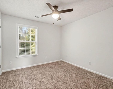 2200 Traywick Chase - Photo Thumbnail 15