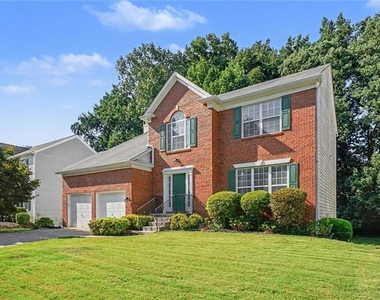 2200 Traywick Chase - Photo Thumbnail 1
