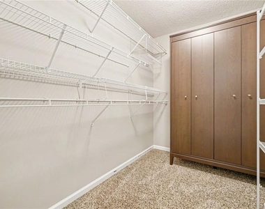 2200 Traywick Chase - Photo Thumbnail 13