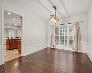2200 Traywick Chase - Photo Thumbnail 6