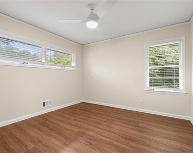 174 Cromwell Road - Photo Thumbnail 32