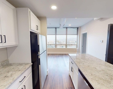40 Dupage Court - Photo Thumbnail 6