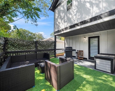 298 Roy Street Sw - Photo Thumbnail 43