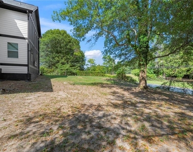 298 Roy Street Sw - Photo Thumbnail 46
