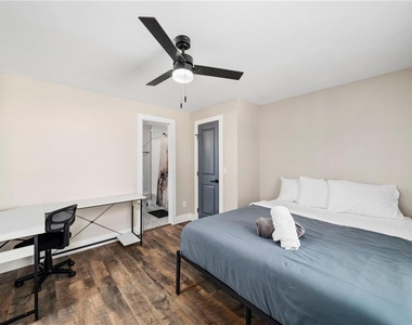 298 Roy Street Sw - Photo Thumbnail 19