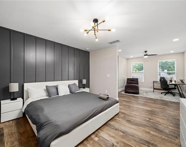 298 Roy Street Sw - Photo Thumbnail 24