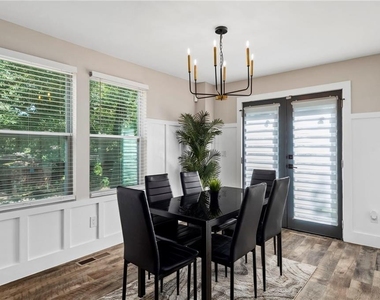 298 Roy Street Sw - Photo Thumbnail 15