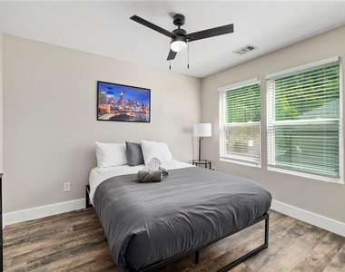 298 Roy Street Sw - Photo Thumbnail 33