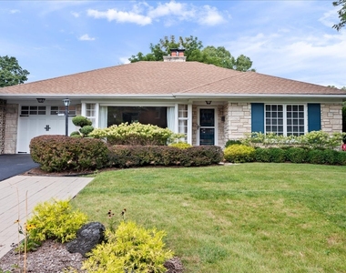 6618 N Lightfoot Avenue - Photo Thumbnail 1