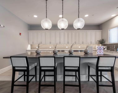 21599 W Field Court - Photo Thumbnail 11