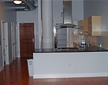 3820 Roswell Road Ne - Photo Thumbnail 2