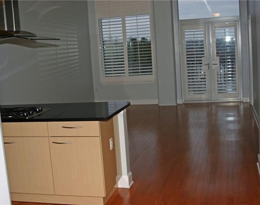 3820 Roswell Road Ne - Photo Thumbnail 5
