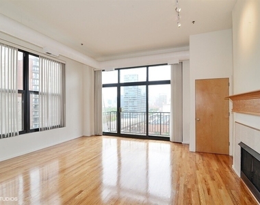 1516 S Wabash Avenue - Photo Thumbnail 1