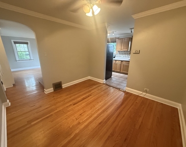 9510 Campbell Avenue - Photo Thumbnail 14