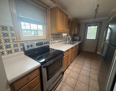 9510 Campbell Avenue - Photo Thumbnail 20