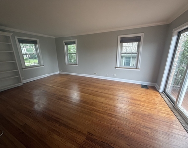 9510 Campbell Avenue - Photo Thumbnail 11
