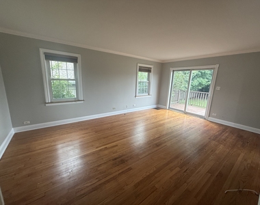 9510 Campbell Avenue - Photo Thumbnail 8
