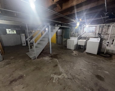 9510 Campbell Avenue - Photo Thumbnail 32