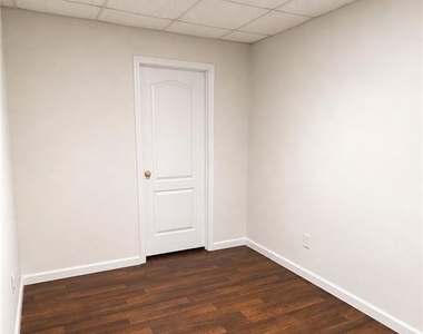 220 Saint Devon Crossing - Photo Thumbnail 37