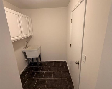 220 Saint Devon Crossing - Photo Thumbnail 13