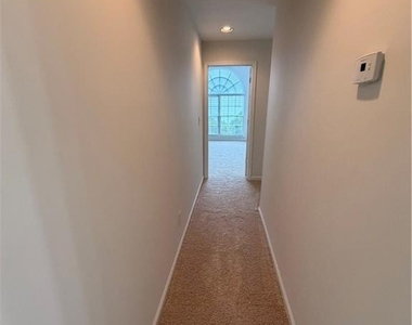 220 Saint Devon Crossing - Photo Thumbnail 27