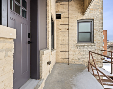 1233 Chicago Avenue - Photo Thumbnail 8