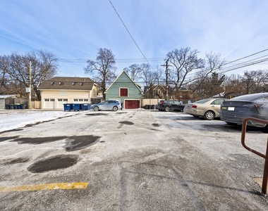 1233 Chicago Avenue - Photo Thumbnail 17