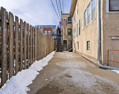 1233 Chicago Avenue - Photo Thumbnail 15