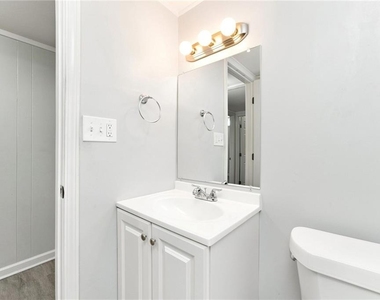 508 Landers Street - Photo Thumbnail 11