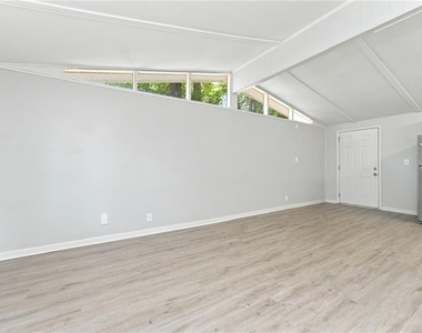 508 Landers Street - Photo Thumbnail 5