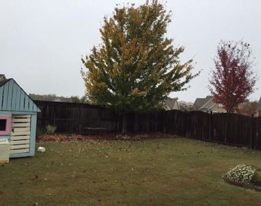 5720 Weddington Drive - Photo Thumbnail 6