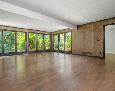 5599 Bend Creek Road - Photo Thumbnail 22