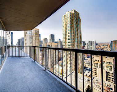 10 E Ontario Street - Photo Thumbnail 14