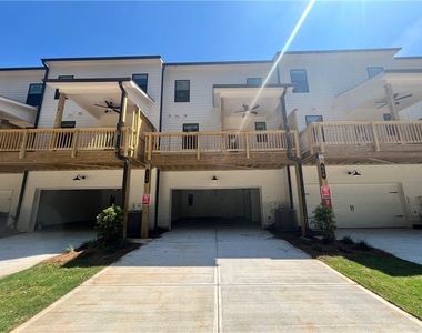 606 Alder Creek Way - Photo Thumbnail 29