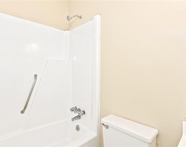 1678 Wynndowne Trail Se - Photo Thumbnail 11